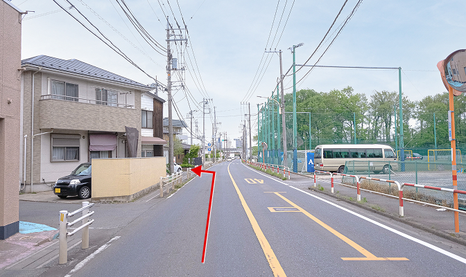 狭山市方面からの曲がり角